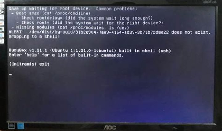 Boot drops to a (initramfs) prompts/busybox