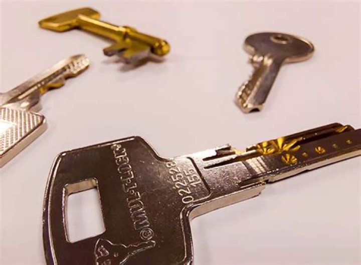 Disposal of keys and cards