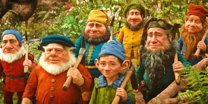 Why don't dwarves use bins in stockpiles?